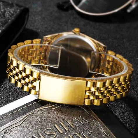 Goldene uhr für männer