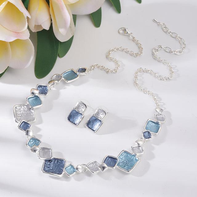 Blaue emaille runde halsketten geometrisch