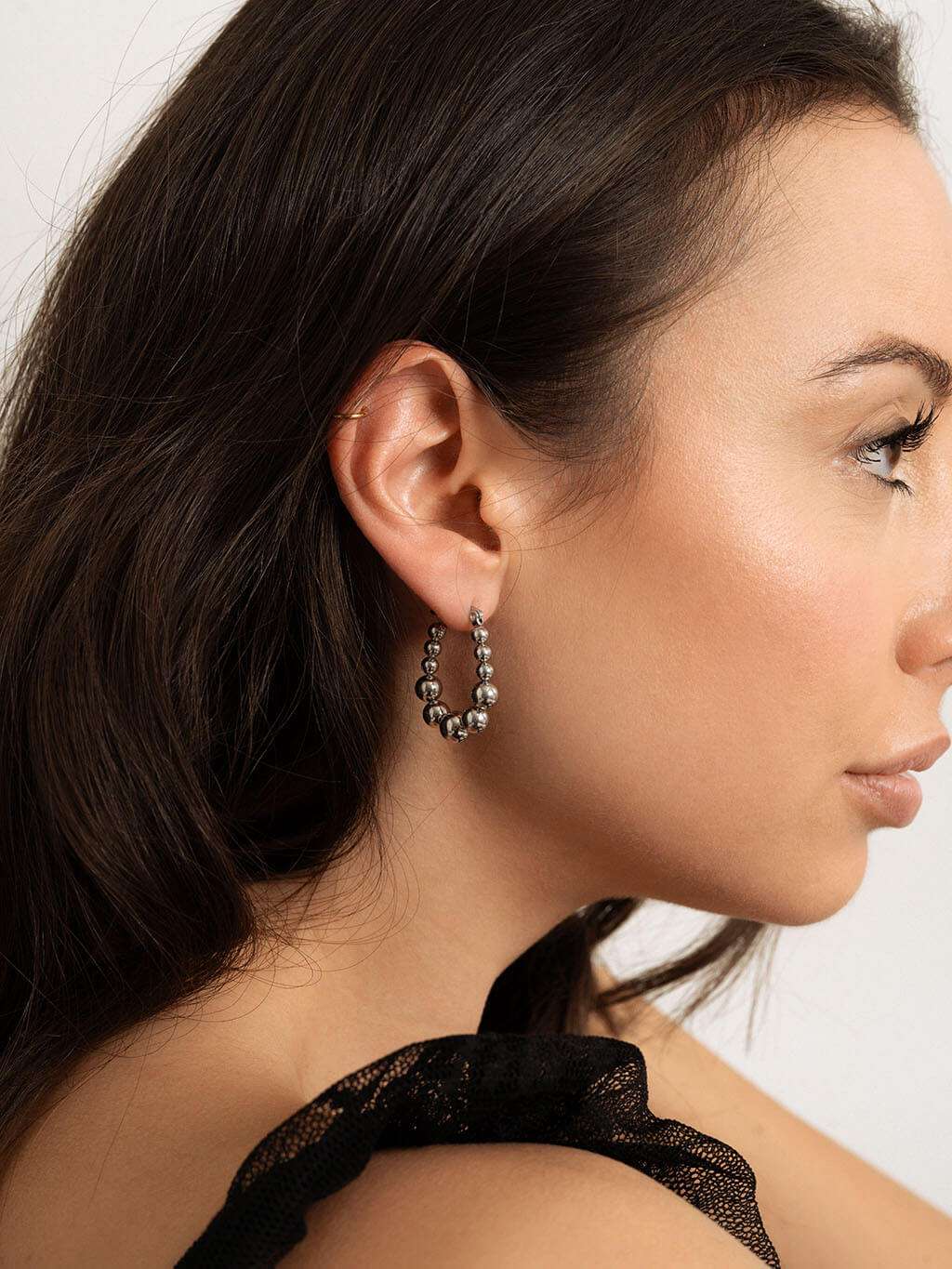 Elegante DOROSE Ohrringe aus hochwertigem Edelstahl | Hypoallergener Schmuck mit modernem Design