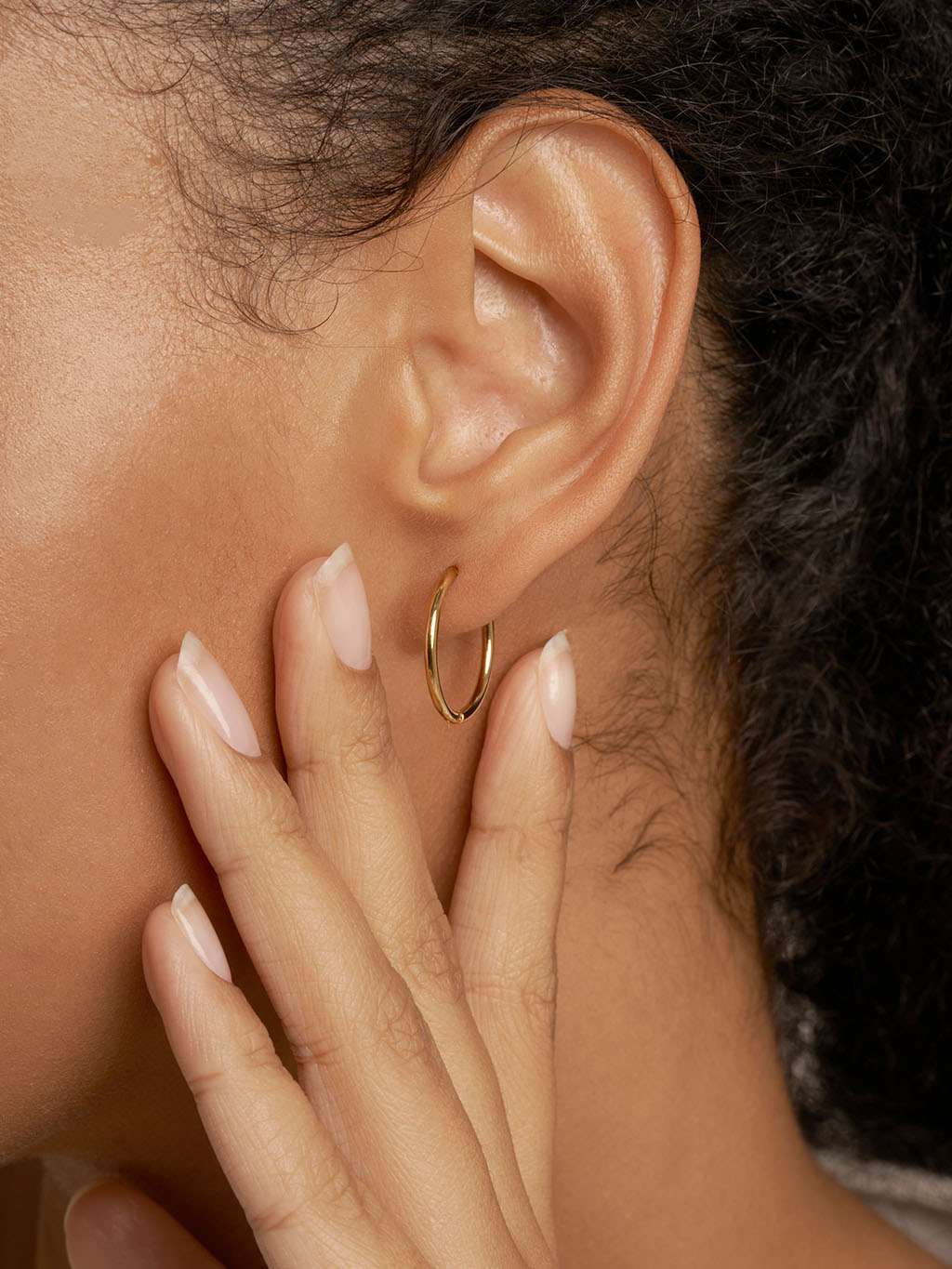 Blank Hoops Ohrringe Gold Medium 14mm - Dorose | Wasserfester Schmuck, 18K vergoldet