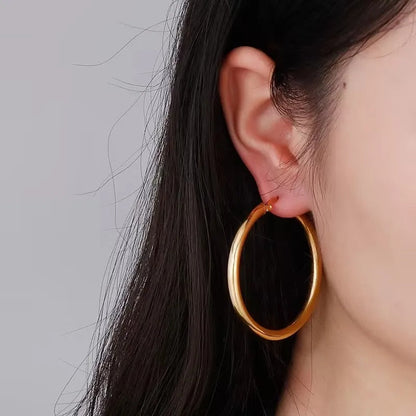 Lucia - Stilvolle Stahlreifen-Ohrringe