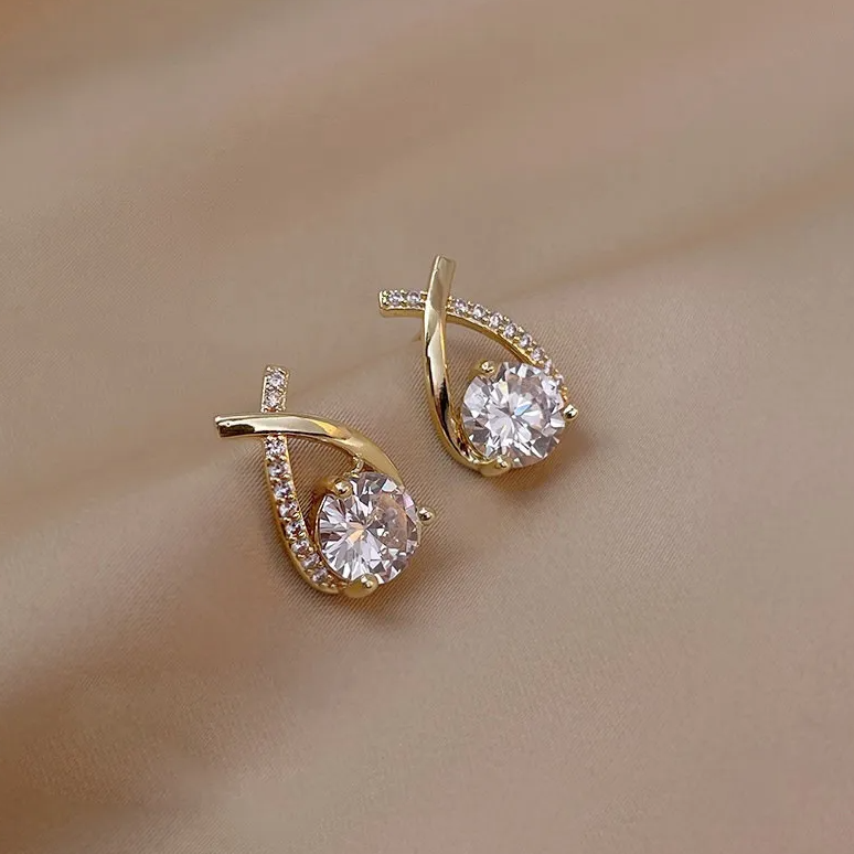 Claudia - Funkelnde Fischschwanz-Ohrstecker