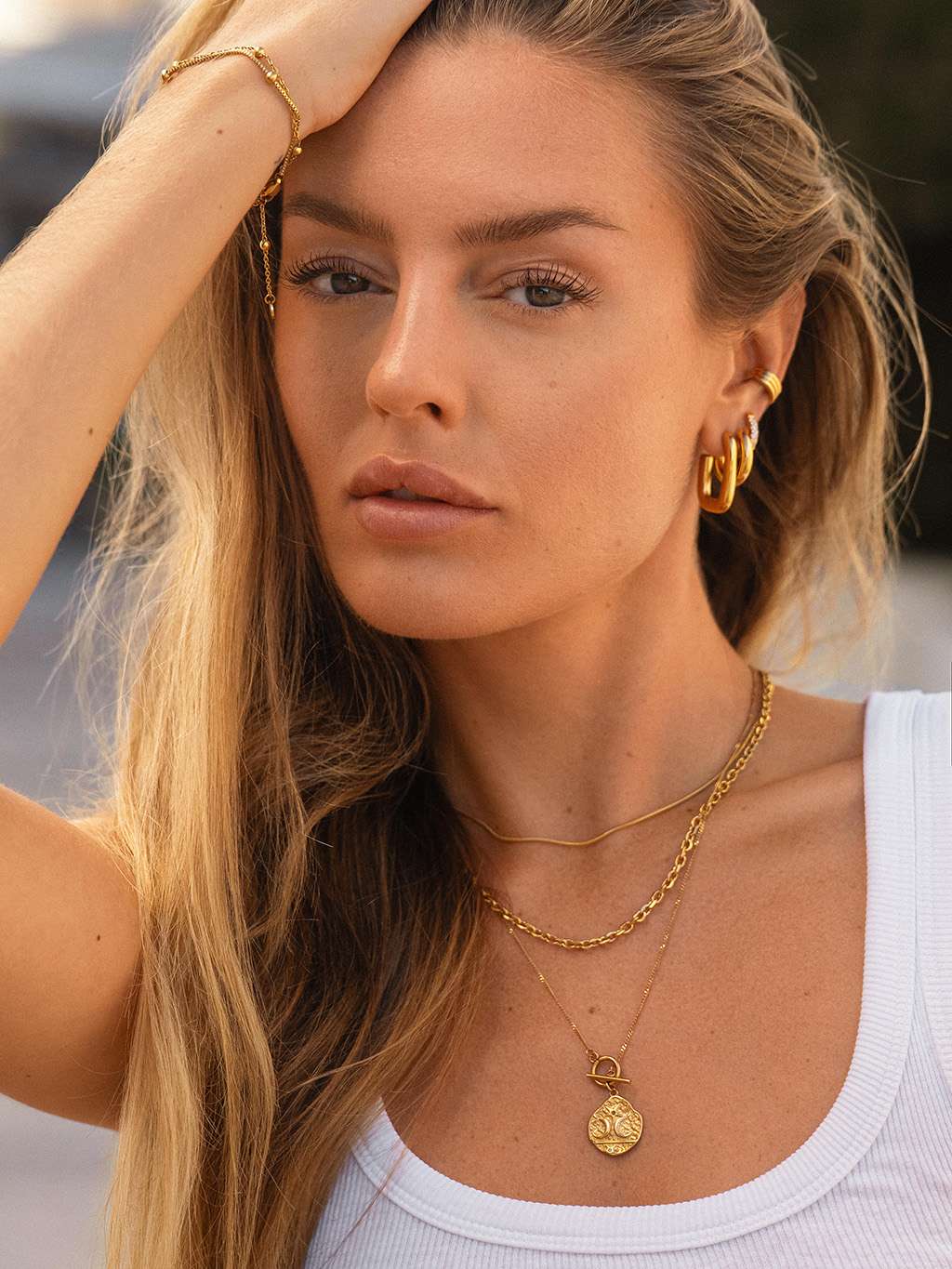 Funkelnde Glamour - Hoops mit Zirkonia 10mm Gold & Silber - Dorose | Wasserfester Schmuck, 18K vergoldet