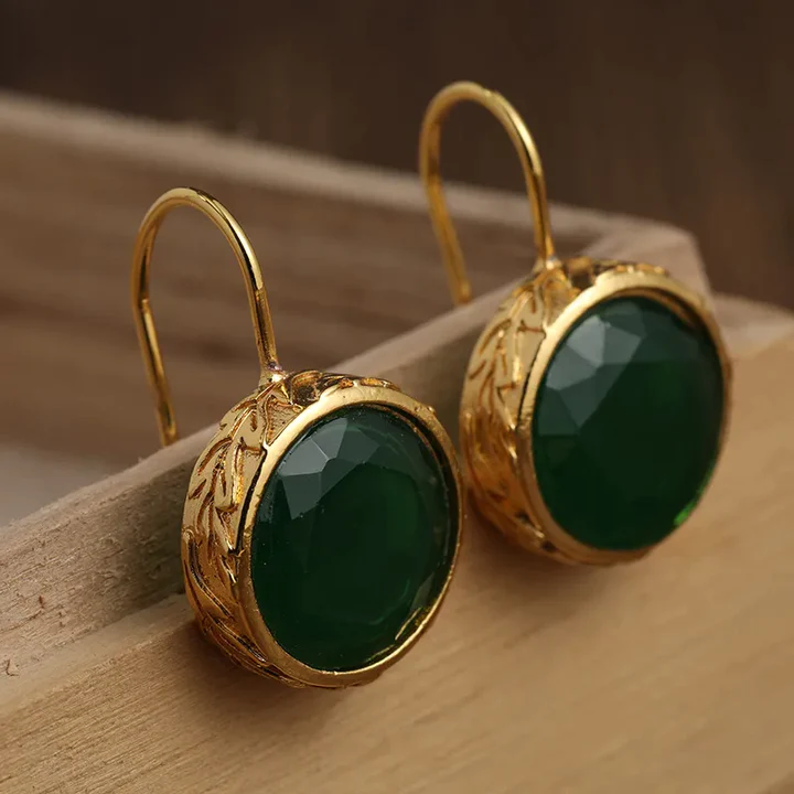 Green round vintage earrings