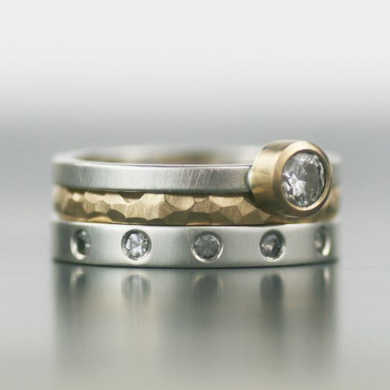 Geschichteter gold & silber zirkonia ring