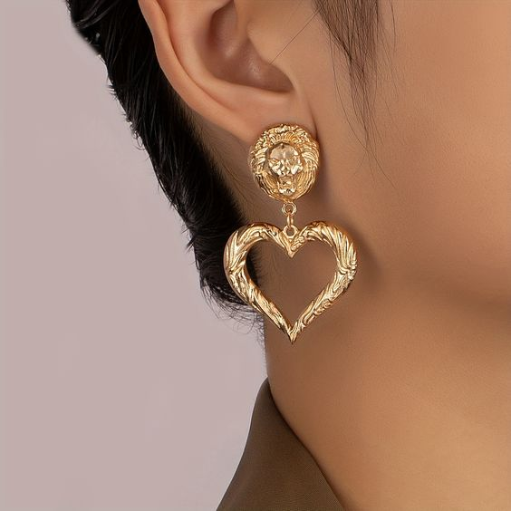 Vintage golden heart earrings