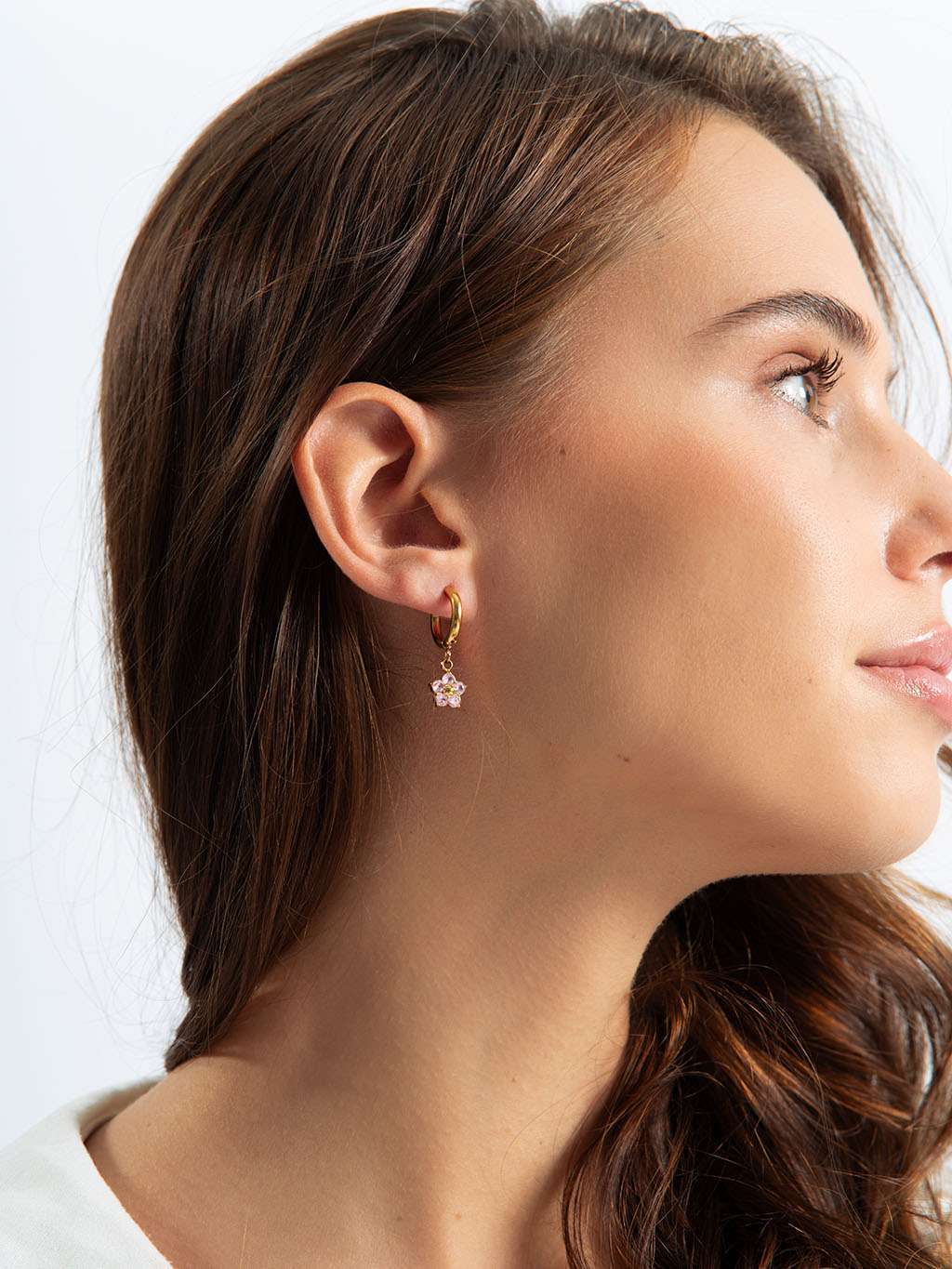 Little Flower Hoop Ohrringe Gold 10mm - Dorose | Wasserfester Schmuck, 18K vergoldet