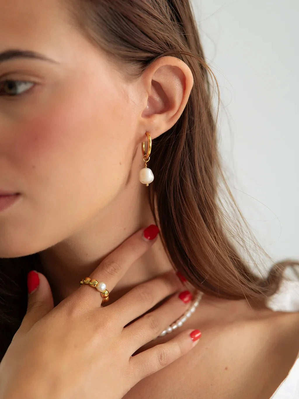 Ohrringe mit Pearl - Anhänger Gold - Dorose | Wasserfester Schmuck, 18K vergoldet