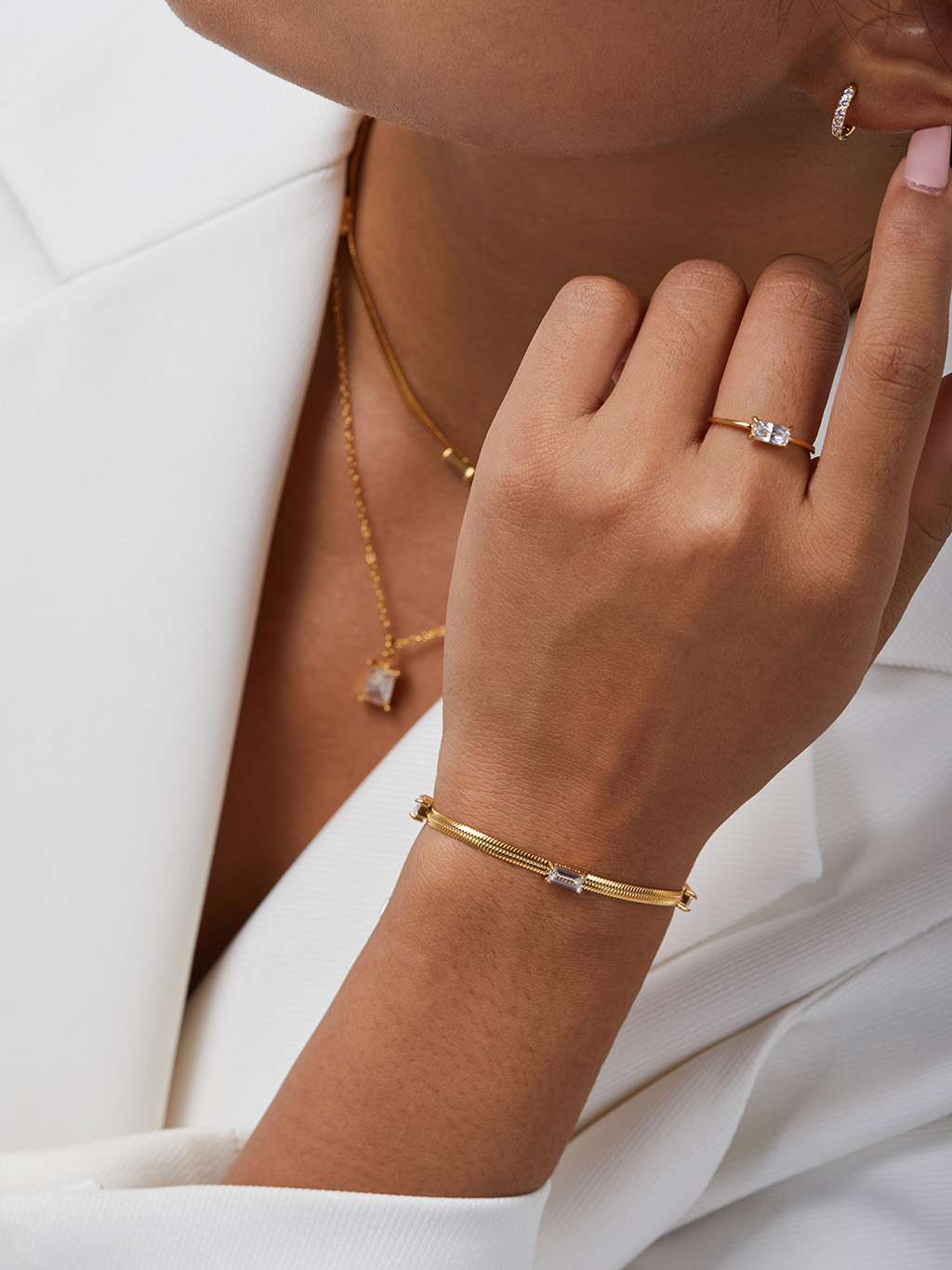 Ring mit Square Zirkonia Gold - Dorose | Wasserfester Schmuck, 18K vergoldet