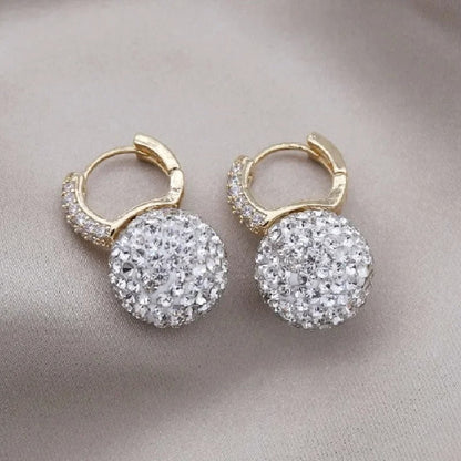 Lenith - Schimmernde Strass-Kugel-Ohrringe