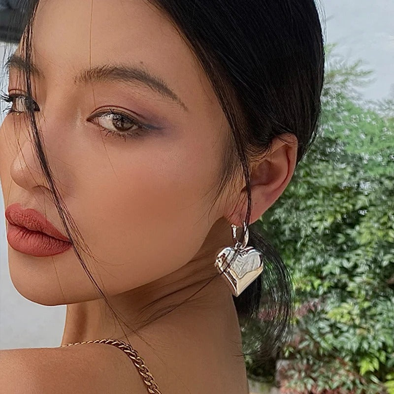 Filomena - Liebe Huggie-Ohrringe