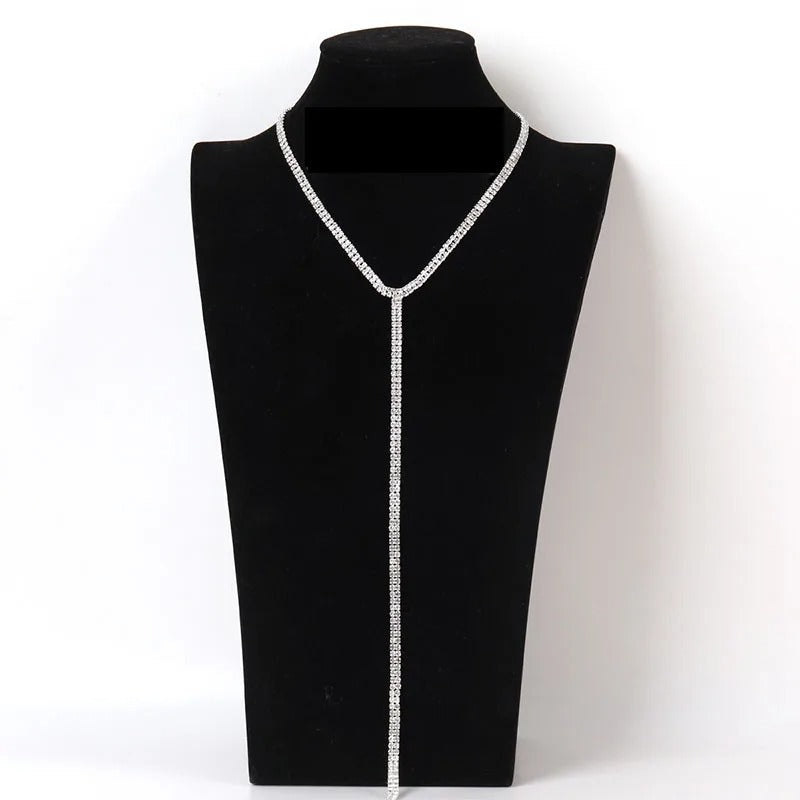 Zendaya - Luxuriöse Strass-Halskette