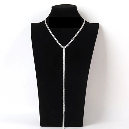 Zendaya - Luxuriöse Strass-Halskette