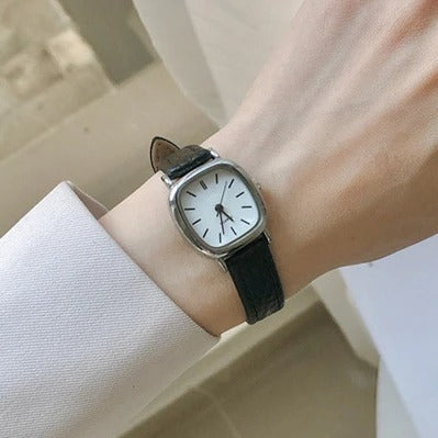 Eloise - Vintage Lederuhr für Frauen